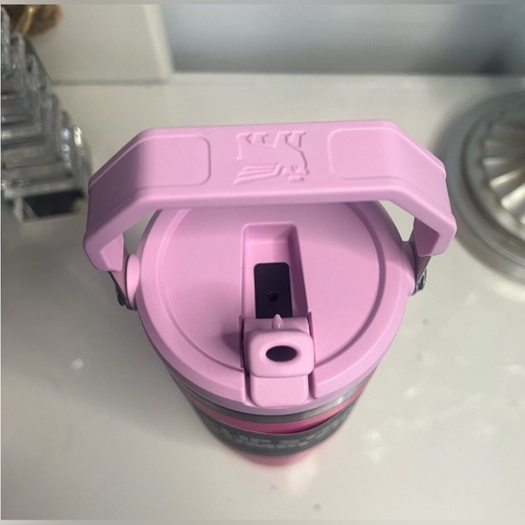 NEW Stanley 30oz IceFlow Flip Straw Stainless Steel Tumbler - Camelia Hot Pink - Picture 5 of 11